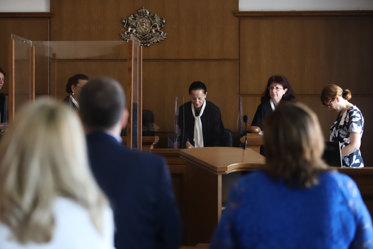Експерти пред съда: Системата за избор на членове на ВСС не гарантира тайната на вота