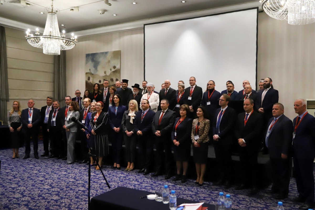 Прокуратурата събра правозащитници, активисти и духовници на международна конференция срещу езика на омразата