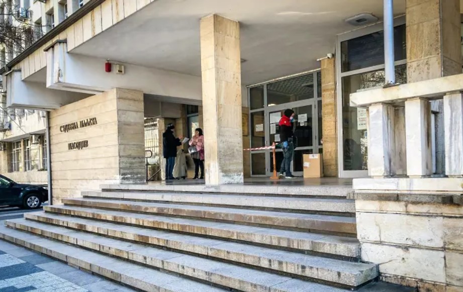 ВСС отказа да накаже съдия Деян Вътов за дело за делба на картини на Златю Бояджиев