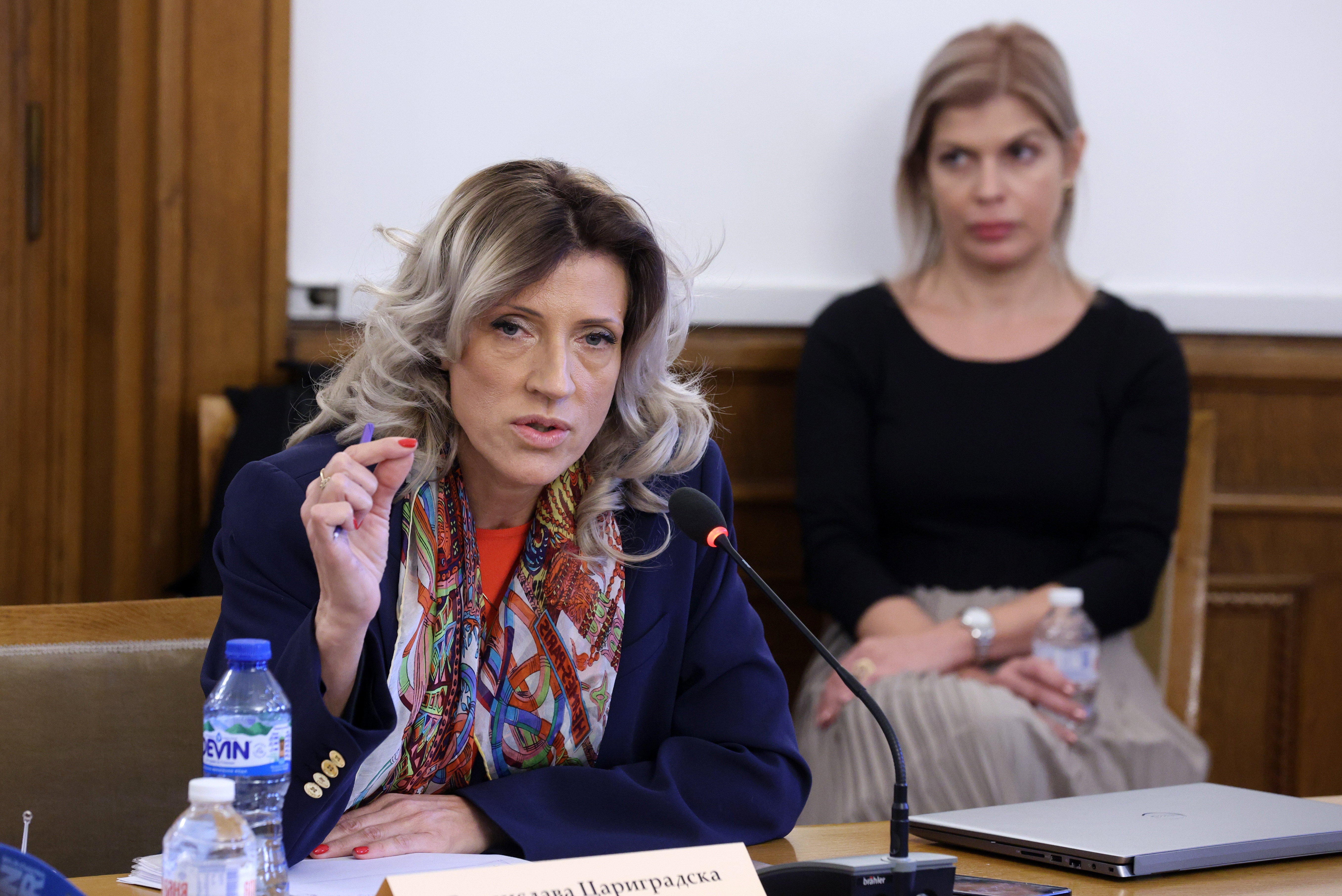 Съдия Цариградска: Погрижете се спешно за сигурността на Невена Зартова